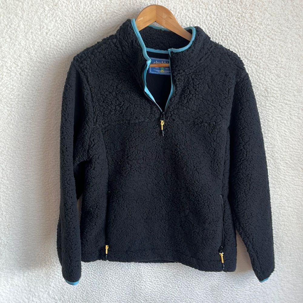chubbies Black Sherpa Half-Zip Pullover with Light Blue Trim